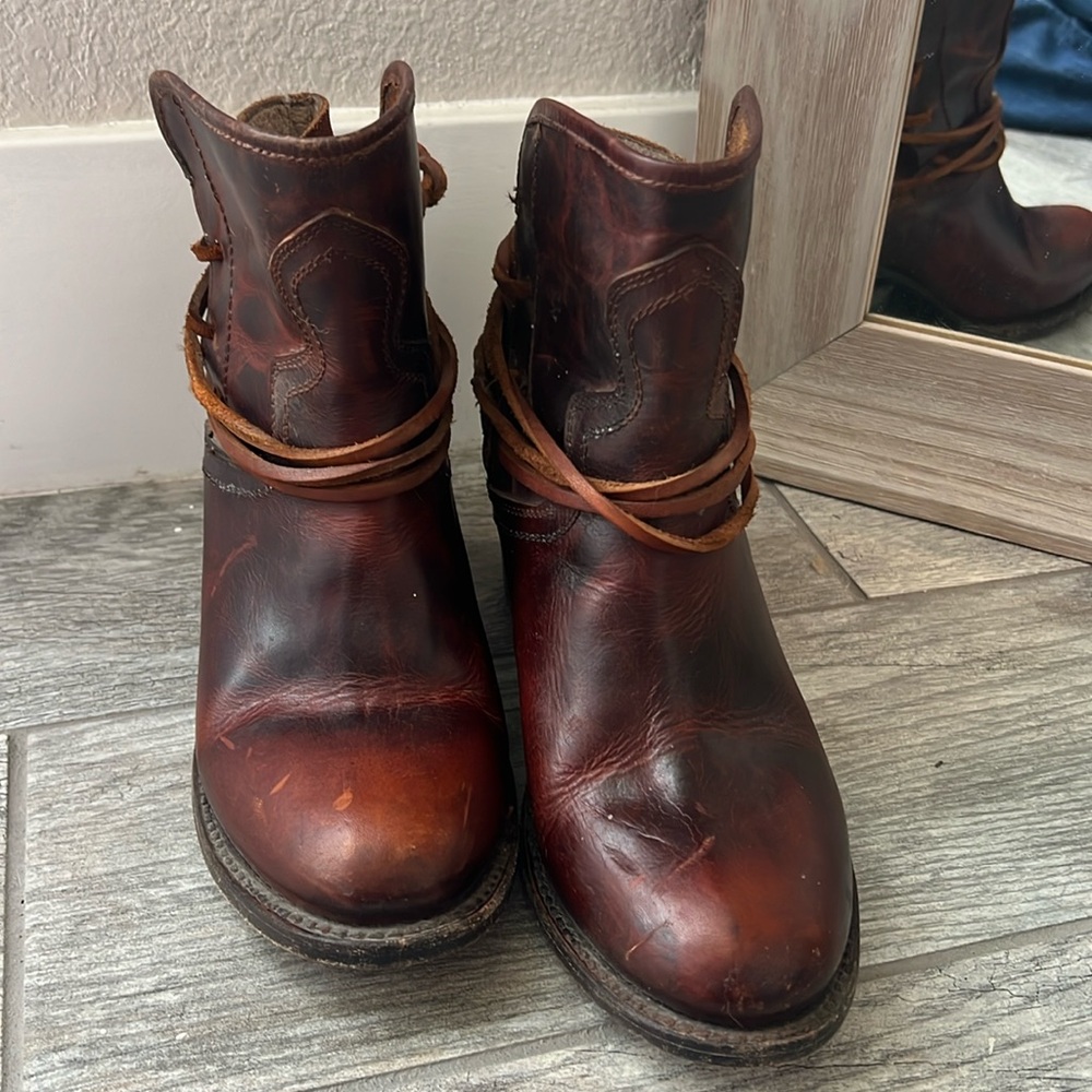 Free bird boots